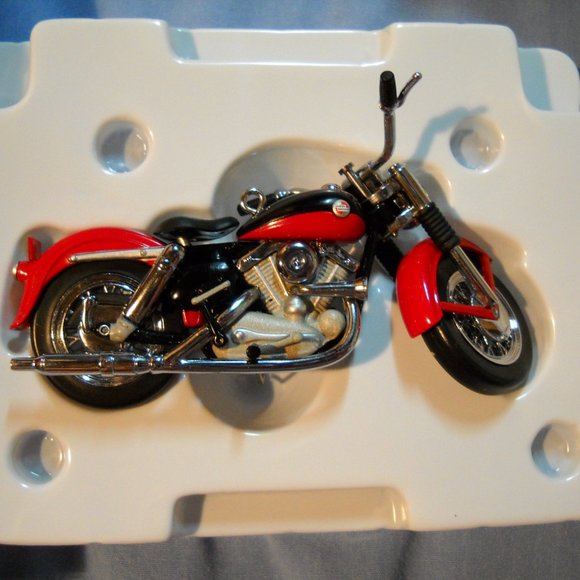 VINTAGE 2001 Hallmark Harley Davidson Ornament 1957 XL Sportster Harley Davidson - Picture 3 of 6